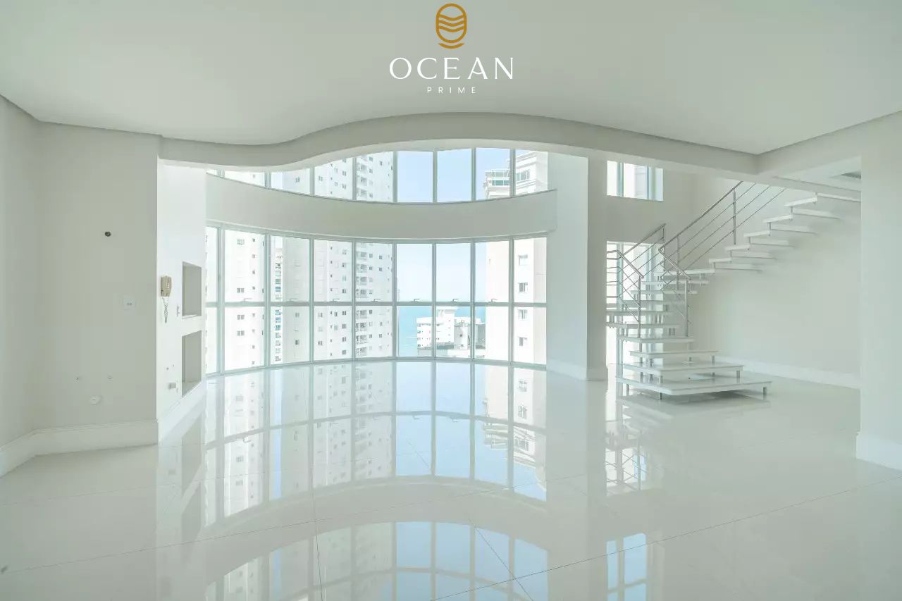 Apartamento Duplex à venda no Barra Sul: