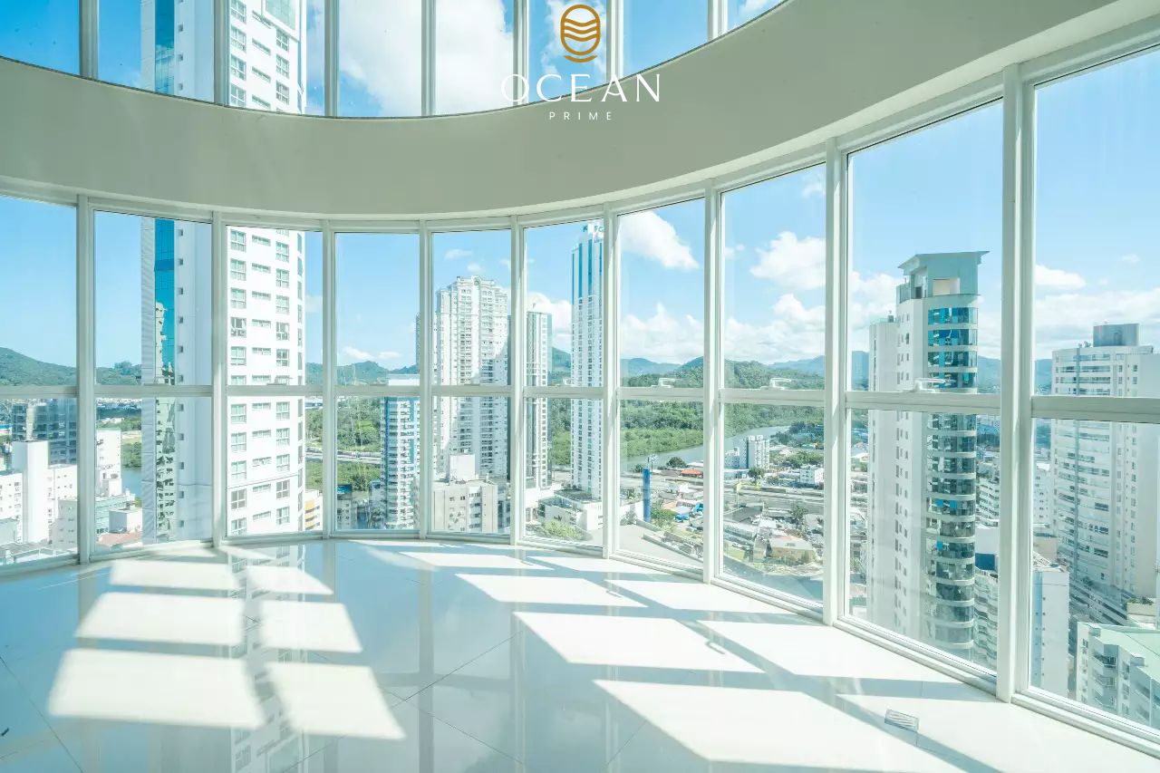 Apartamento Duplex à venda no Barra Sul: