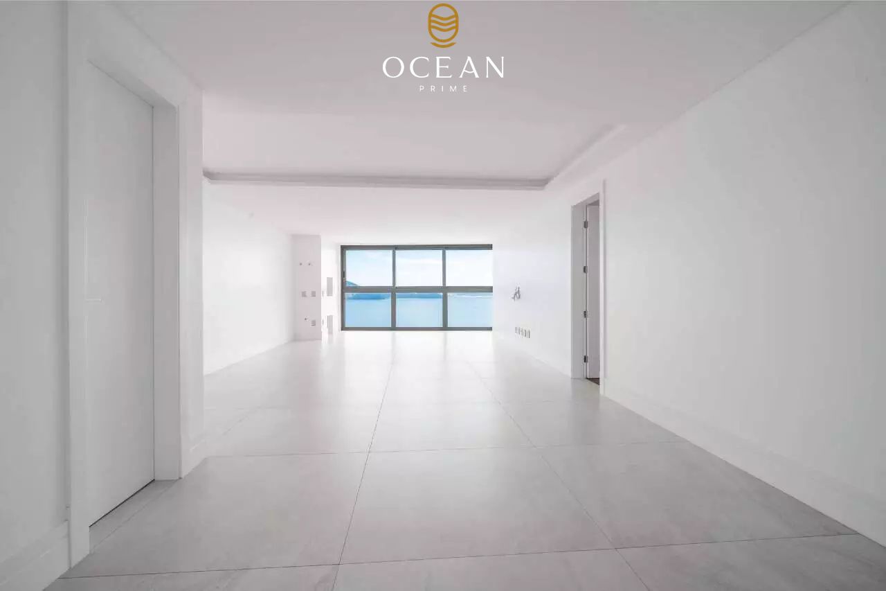 Apartamento à venda no Frente Mar: 