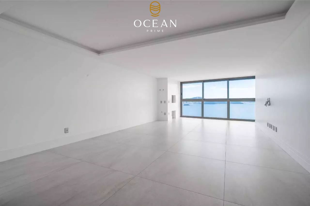 Apartamento à venda no Frente Mar: 