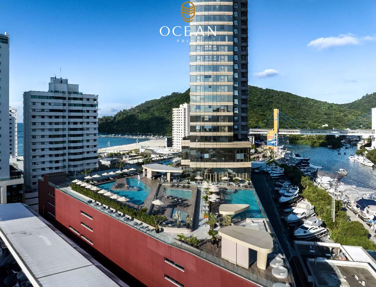 Apartamento no Edifício Yachthouse em Balneário Camboriú