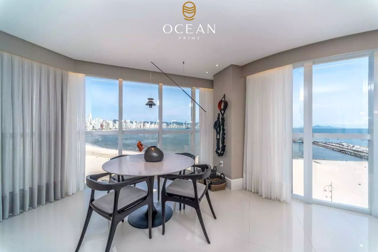 Apartamento à venda no Frente Mar: