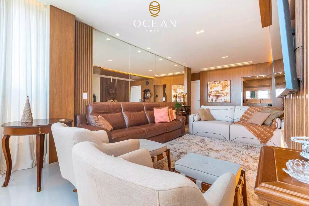 Apartamento à venda no Pioneiros: 
