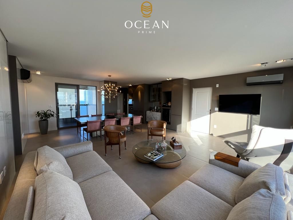 Apartamento à venda em Centro, Balneário Camboriú/SC — foto 2 de 24
