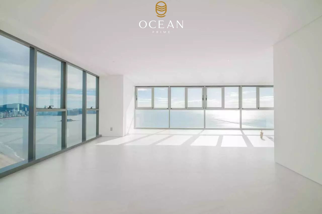 Apartamento à venda no Frente Mar: