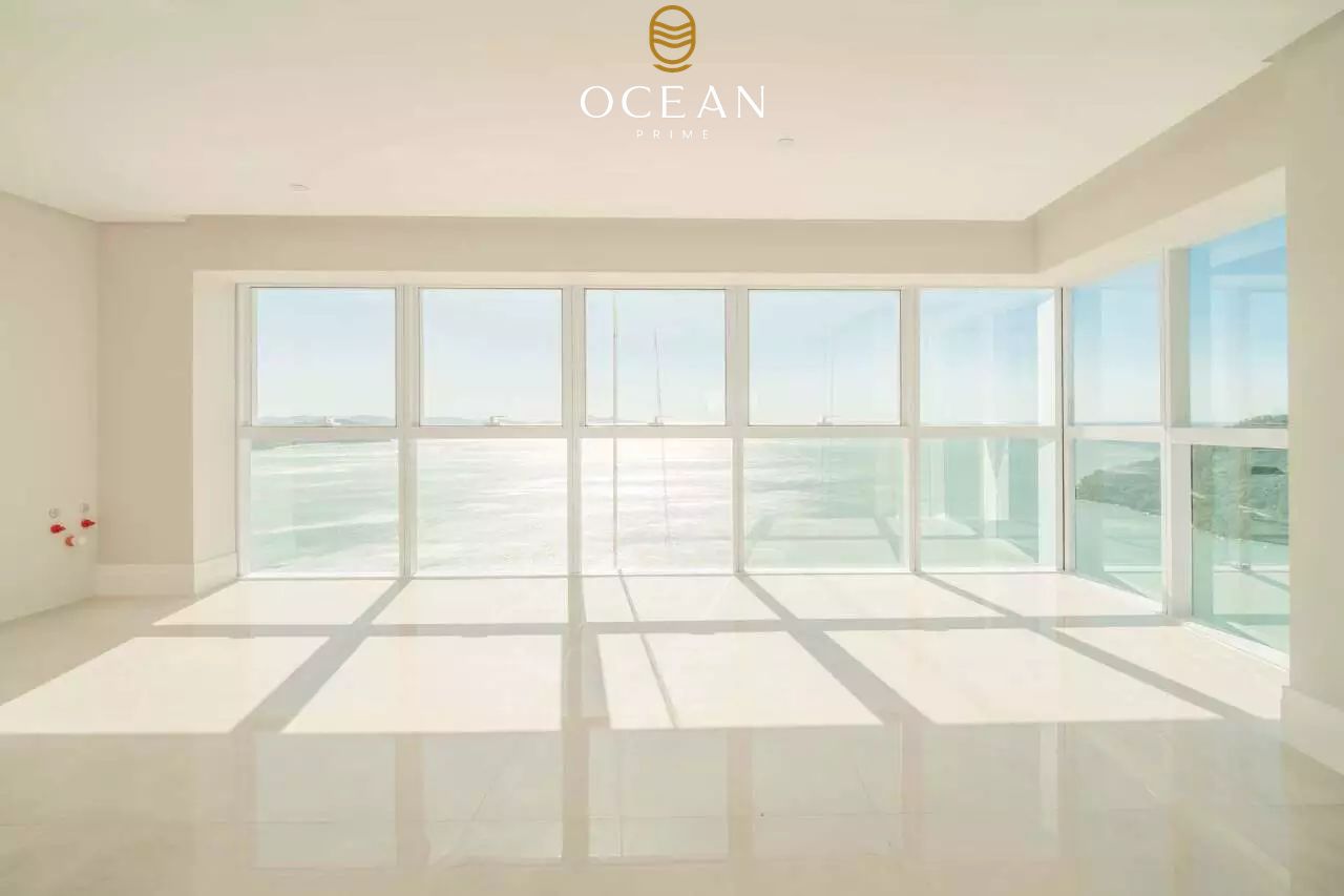 Apartamento à venda no Frente Mar: