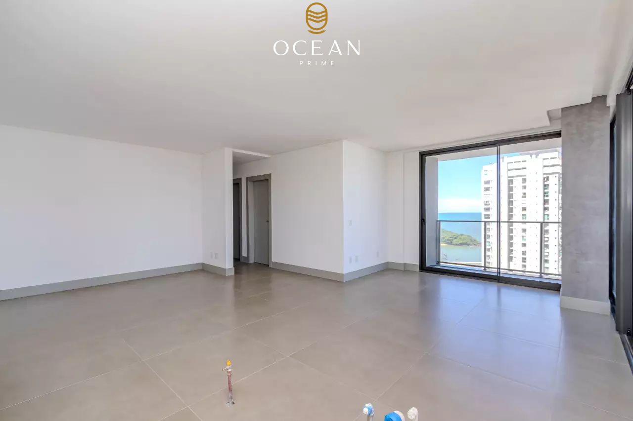 Apartamento à venda no Pioneiros: 