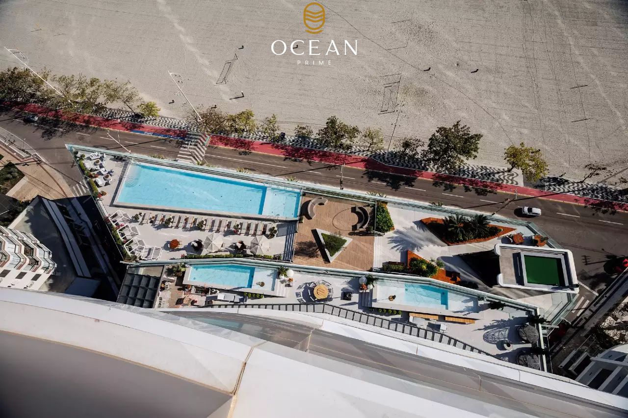 Apartamento a venda no Edifício Pharos em Balneário Camboriú - Frente Mar