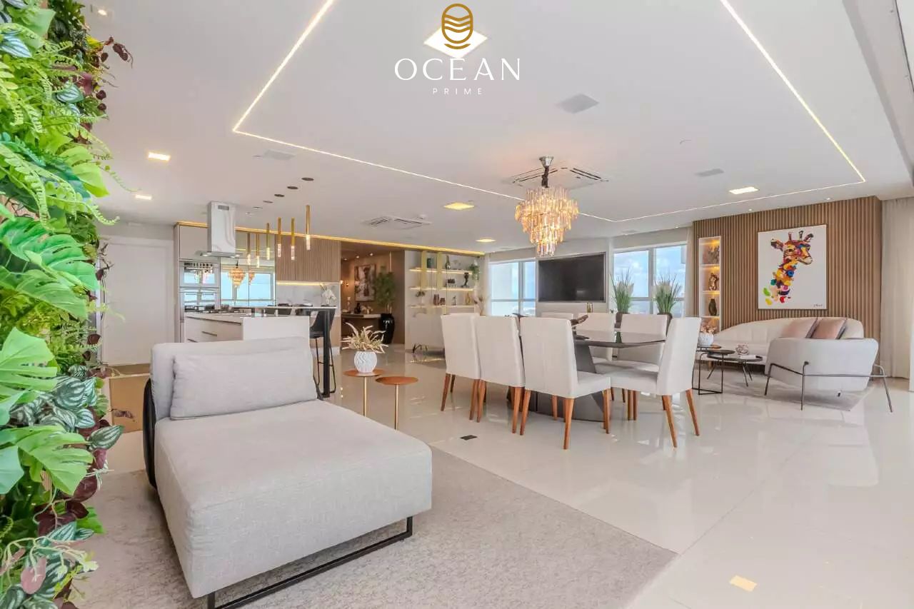 Apartamento à venda no Frente Mar: 