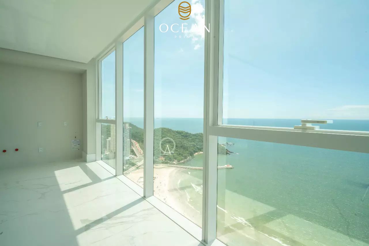 Apartamento à venda no Frente Mar: