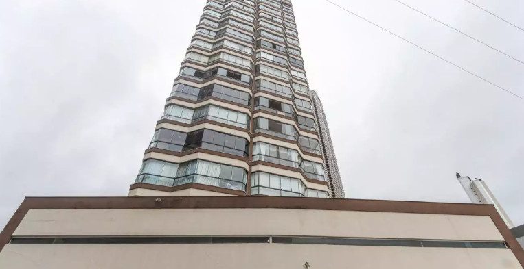 Apartamento à venda, 3 quartos, 1 suíte, 1 vaga, Centro - Balneário Camboriú/SC